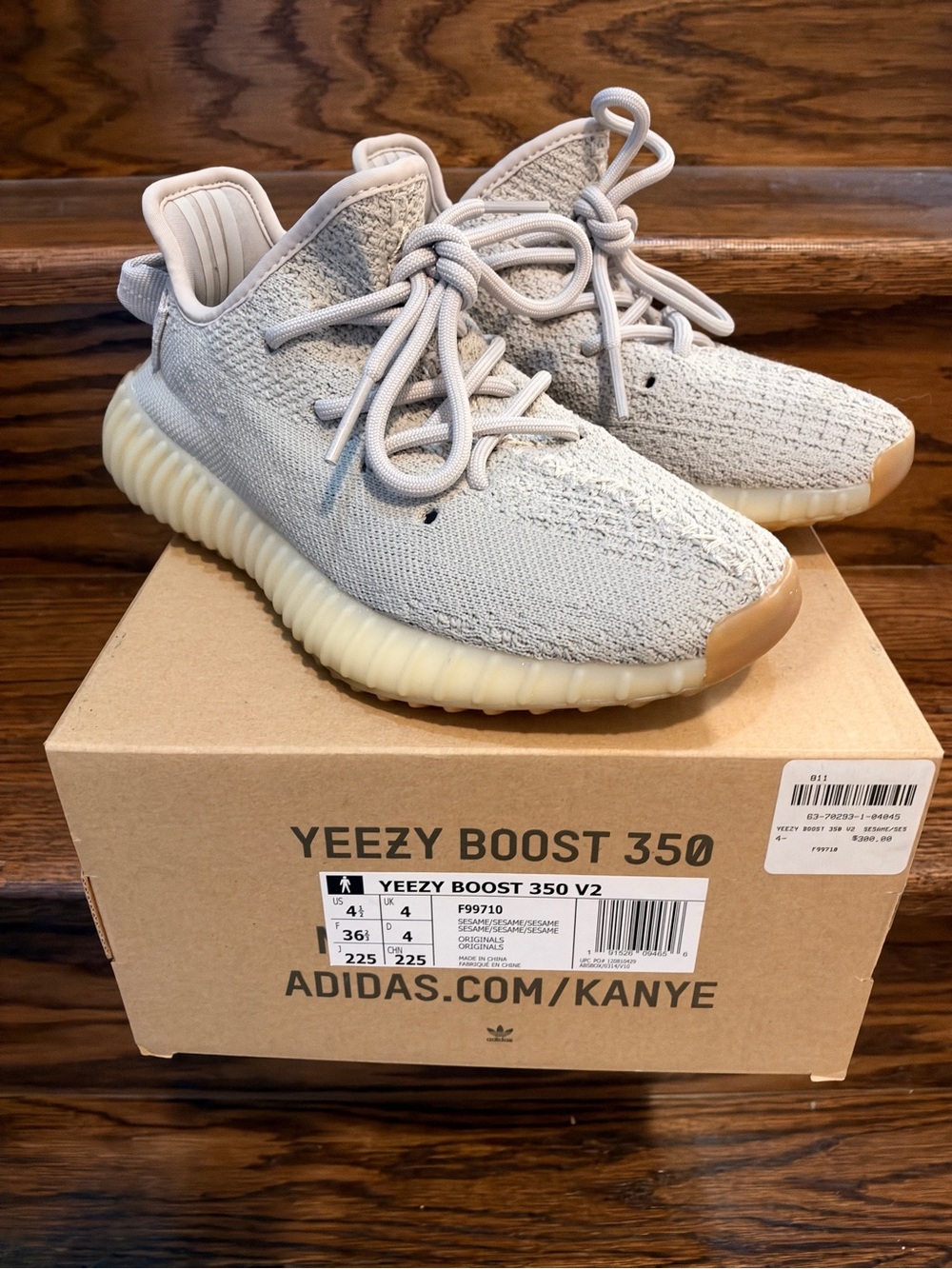 Adidas Yeezy Boost 350 V2 Sesame F99710 Sz 6W, 4.5M Pre-Owned w/ Box